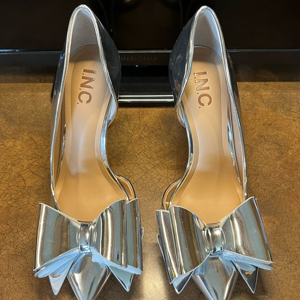 INC International Concepts Silver Stiletto Heels with Bow